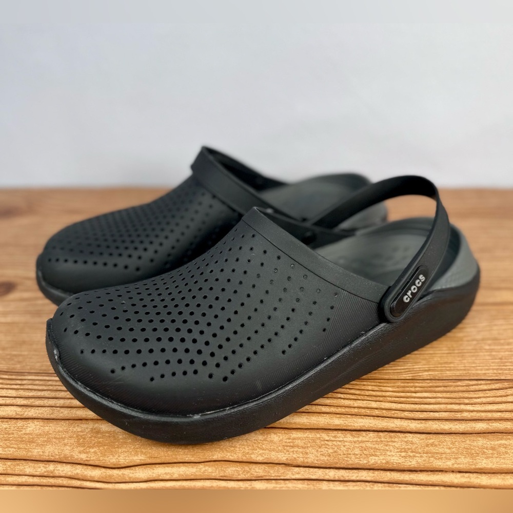 Men’s Crocs LiteRide Clogs Slip On Memory Foam Black Grey Sz 10 Breathable